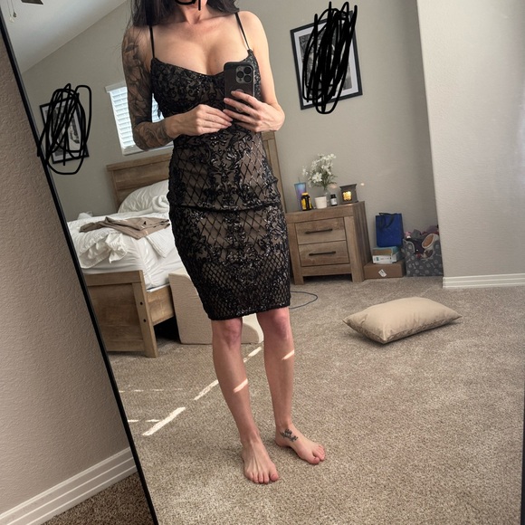 Lulus Dresses & Skirts - Lulu's Black Sequin Lace Dress